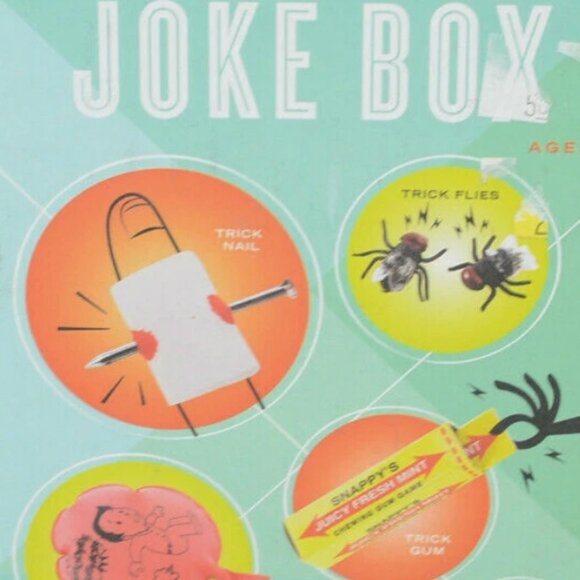 Joke Box Trick Your Family and Friends New- Sealed Snapping Gum Whoopy Cushion - Picture 3 of 4